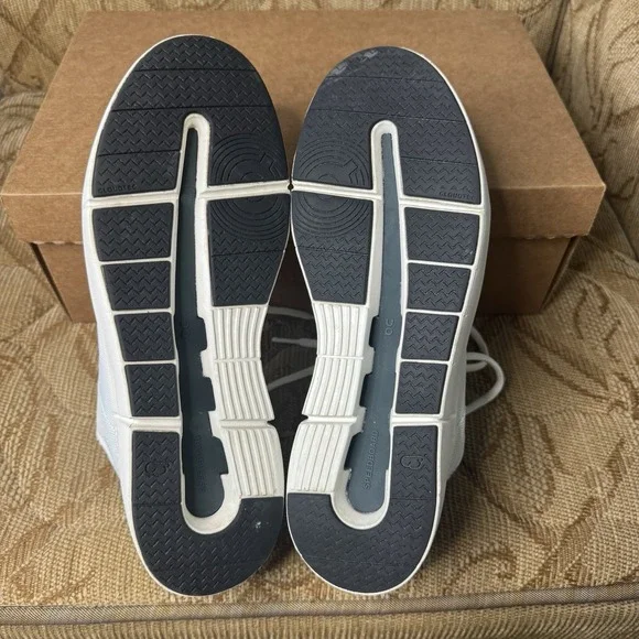 On The Roger Spin Athletic Shoes Men's Size 7 White Jungle (VGC)‎ Used
